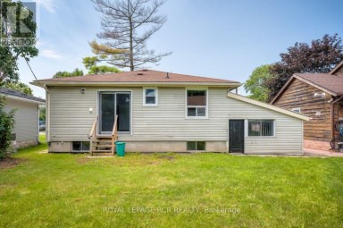 11 JACKSONS POINT AVENUE Georgina (Sutton & Jackson's Point) Ontario photo 24