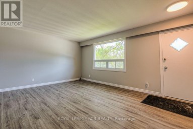 11 JACKSONS POINT AVENUE Georgina (Sutton & Jackson's Point) Ontario photo 6