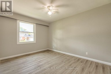 11 JACKSONS POINT AVENUE Georgina (Sutton & Jackson's Point) Ontario photo 7