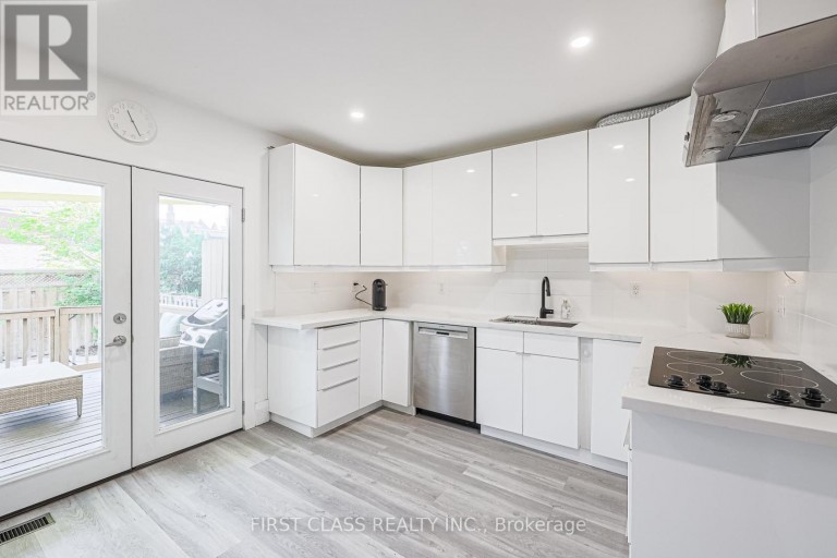 53 ALDRIDGE AVENUE, Toronto (Woodbine Corridor), Ontario, M4C3W3