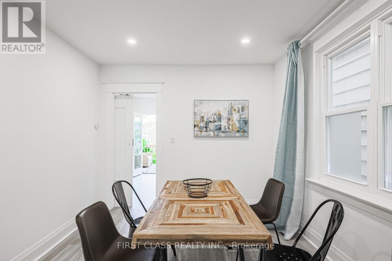 53 ALDRIDGE AVENUE, Toronto (Woodbine Corridor), Ontario, M4C3W3
