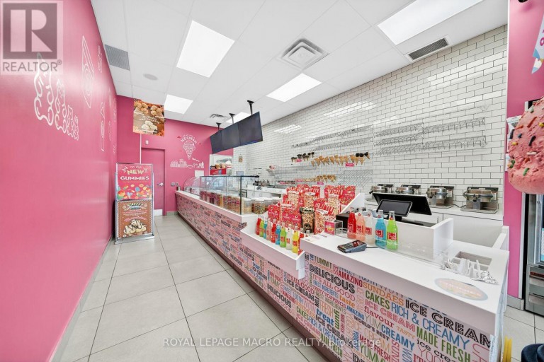 D9 - 380 DUNDAS STREET E, Oakville (WC Wedgewood Creek), Ontario, L6H6Z9