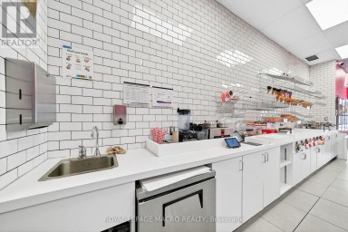 D9 - 380 DUNDAS STREET E Oakville (WC Wedgewood Creek) Ontario photo 13