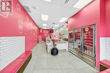 D9 - 380 DUNDAS STREET E Oakville (WC Wedgewood Creek) Ontario photo 5