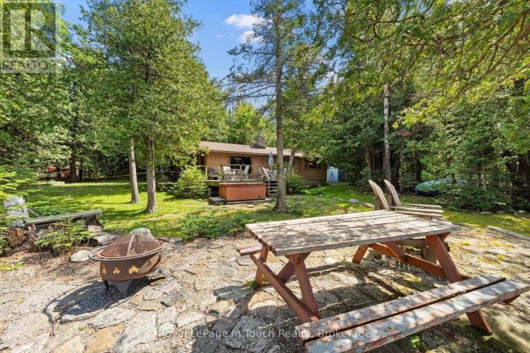 25 CHIPPEWA CRESCENT, Tiny, Ontario, L9M0C4