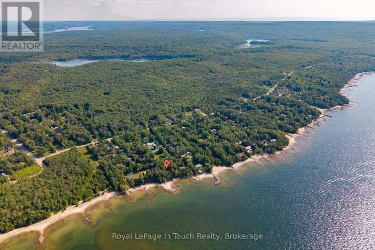 25 CHIPPEWA CRESCENT, Tiny, Ontario, L9M0C4