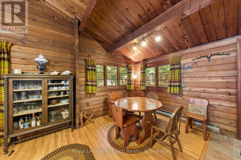 25 CHIPPEWA CRESCENT, Tiny, Ontario, L9M0C4