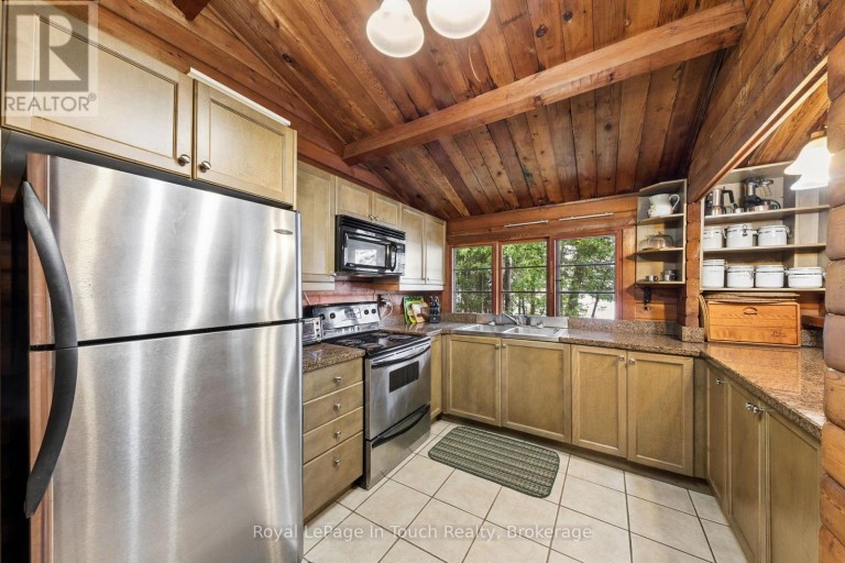 25 CHIPPEWA CRESCENT, Tiny, Ontario, L9M0C4