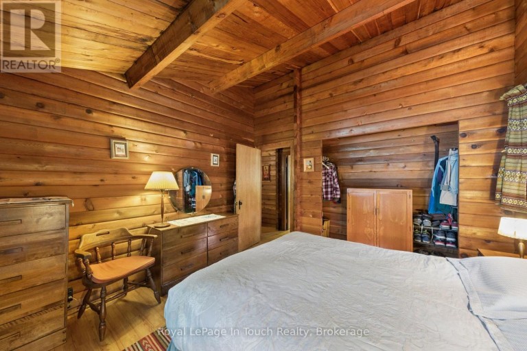 25 CHIPPEWA CRESCENT, Tiny, Ontario, L9M0C4