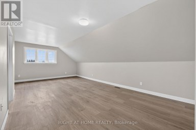 6435 12/13 STAYNER SIDE ROAD Clearview Ontario photo 21