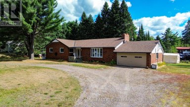 1012 CLEMENT LAKE ROAD Highlands East (Monmouth) Ontario photo 1