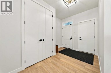 303 Cornerbrook Drive NE Calgary Alberta photo 2