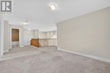 100 KARI CRESCENT Collingwood Ontario photo 20