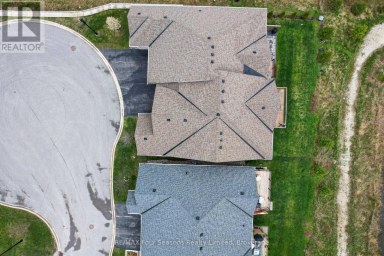 100 KARI CRESCENT Collingwood Ontario photo 35