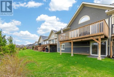 100 KARI CRESCENT Collingwood Ontario photo 5
