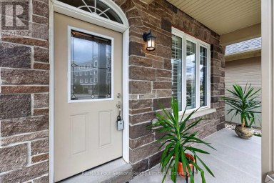 100 KARI CRESCENT Collingwood Ontario photo 7