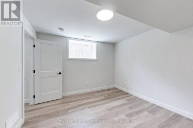 145 BOUCHER STREET E Meaford Ontario photo 25