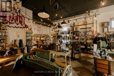 2165 DANFORTH AVENUE Toronto (East End-Danforth) Ontario photo 10
