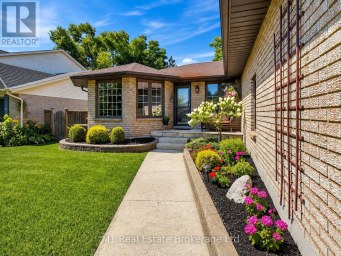 294 COLBORNE STREET Centre Wellington (Elora/Salem) Ontario photo 4