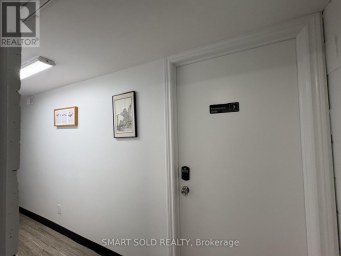 637 BLOOR STREET W Toronto (Palmerston-Little Italy) Ontario photo 28