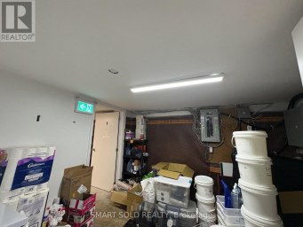 637 BLOOR STREET W Toronto (Palmerston-Little Italy) Ontario photo 29