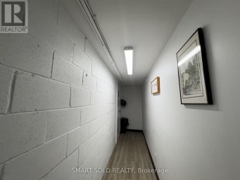 637 BLOOR STREET W Toronto (Palmerston-Little Italy) Ontario photo 32