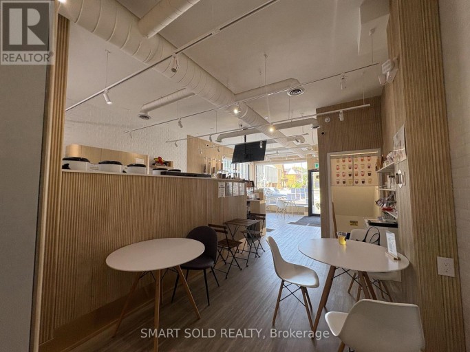637 BLOOR STREET W, Toronto (Palmerston-Little Italy), Ontario, M6G1K8