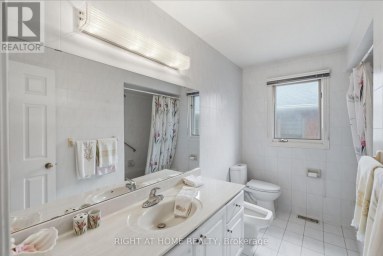 39 DANTE COURT Vaughan (East Woodbridge) Ontario photo 25