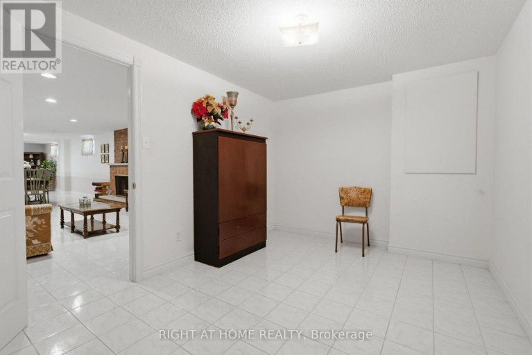 39 DANTE COURT, Vaughan (East Woodbridge), Ontario, L4L7V5