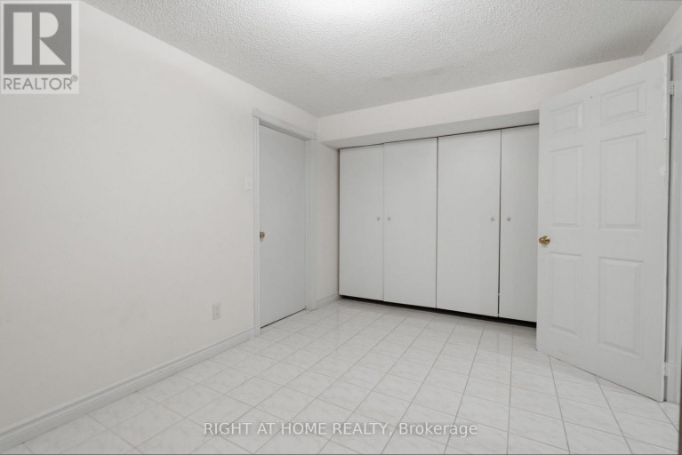 39 DANTE COURT, Vaughan (East Woodbridge), Ontario, L4L7V5