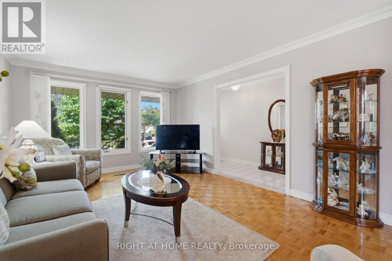 39 DANTE COURT, Vaughan (East Woodbridge), Ontario, L4L7V5