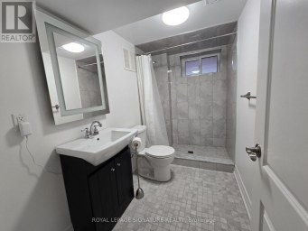 LOWER - 141 PHILLIP AVENUE Toronto (Birchcliffe-Cliffside) Ontario photo 15