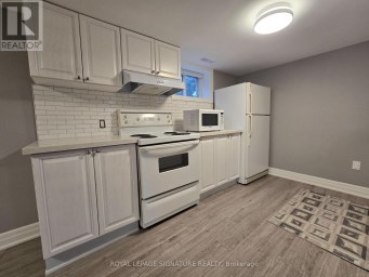 LOWER - 141 PHILLIP AVENUE Toronto (Birchcliffe-Cliffside) Ontario photo 8
