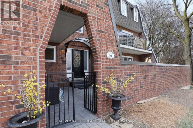 TH16 - 18 LA ROSE AVENUE, Toronto (Humber Heights), Ontario, M9P1A5