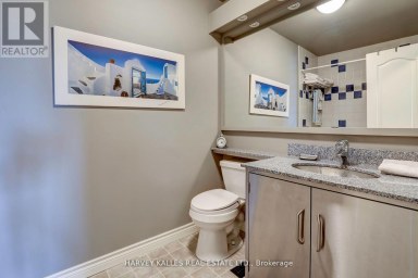 TH16 - 18 LA ROSE AVENUE Toronto (Humber Heights) Ontario photo 22