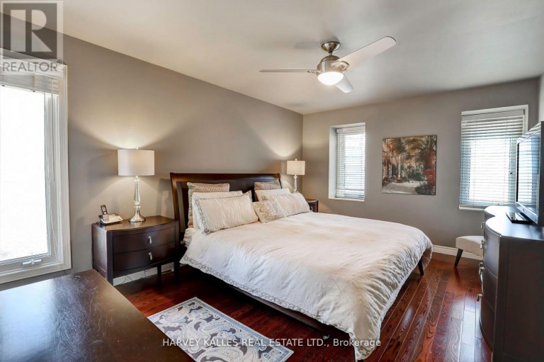 TH16 - 18 LA ROSE AVENUE, Toronto (Humber Heights), Ontario, M9P1A5