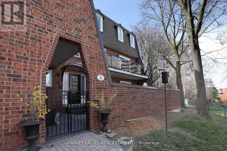TH16 - 18 LA ROSE AVENUE, Toronto (Humber Heights), Ontario, M9P1A5