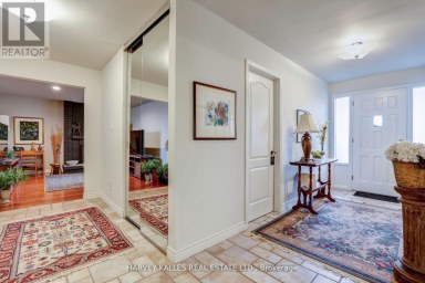 TH16 - 18 LA ROSE AVENUE Toronto (Humber Heights) Ontario photo 7