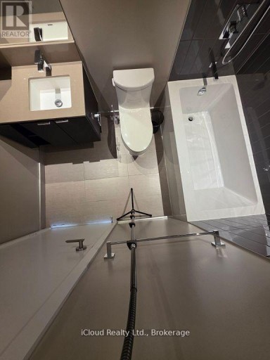 3601 - 3883 QUARTZ ROAD, Mississauga (City Centre), Ontario, L5B0M4