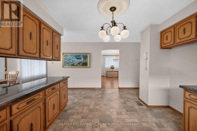 39 ALGONQUIN COURT Hamilton (King's Forest Upper) Ontario photo 14