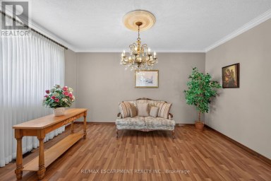 39 ALGONQUIN COURT Hamilton (King's Forest Upper) Ontario photo 16