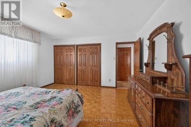 39 ALGONQUIN COURT Hamilton (King's Forest Upper) Ontario photo 20