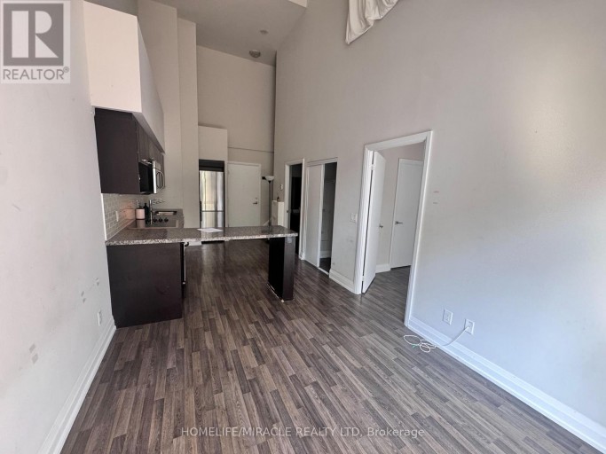 103 - 555 WILSON AVENUE, Toronto (Clanton Park), Ontario, M3H5Y6
