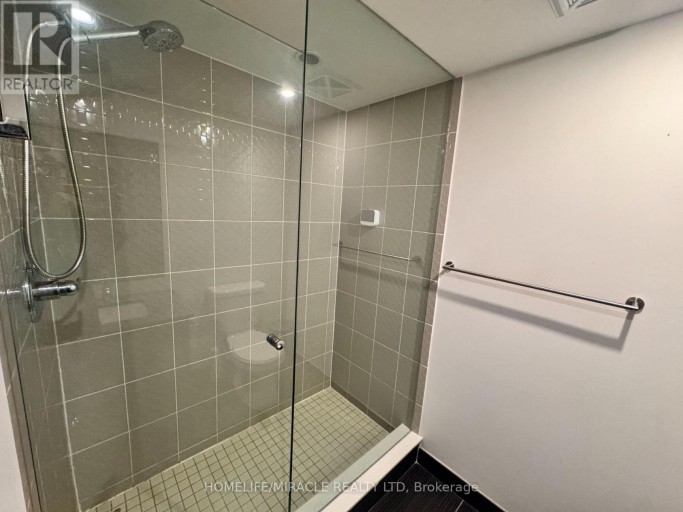 103 - 555 WILSON AVENUE, Toronto (Clanton Park), Ontario, M3H5Y6