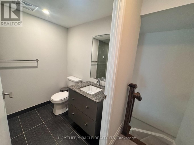 103 - 555 WILSON AVENUE, Toronto (Clanton Park), Ontario, M3H5Y6