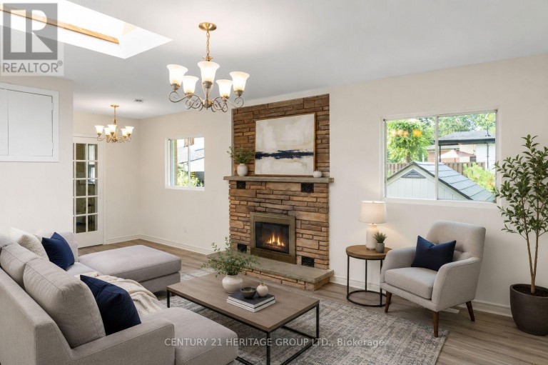 MAIN - 95 LUCAS STREET, Richmond Hill (Mill Pond), Ontario, L4C4P4