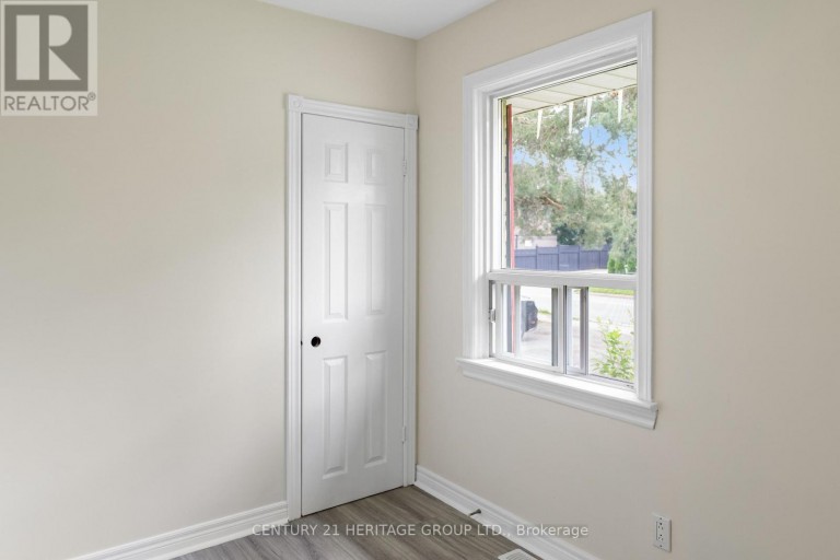 MAIN - 95 LUCAS STREET, Richmond Hill (Mill Pond), Ontario, L4C4P4