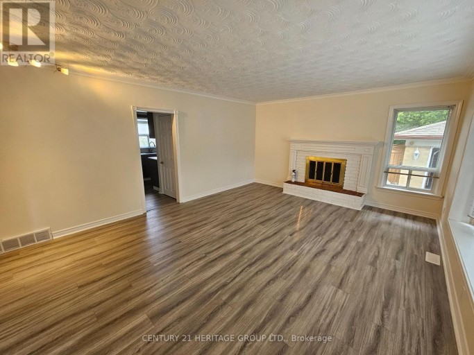 MAIN - 95 LUCAS STREET, Richmond Hill (Mill Pond), Ontario, L4C4P4
