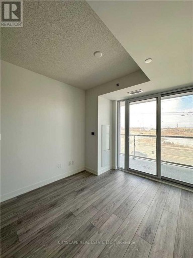 B203 - 3200 DAKOTA COMMON COURT, Burlington (Alton), Ontario, L7M2A8