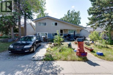 2551 Chicoutimi Drive NW Calgary Alberta photo 1